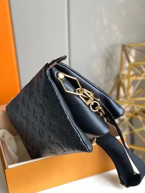 AAA Replica Ru VUITTON COUSSIN LOUIS PM 0528